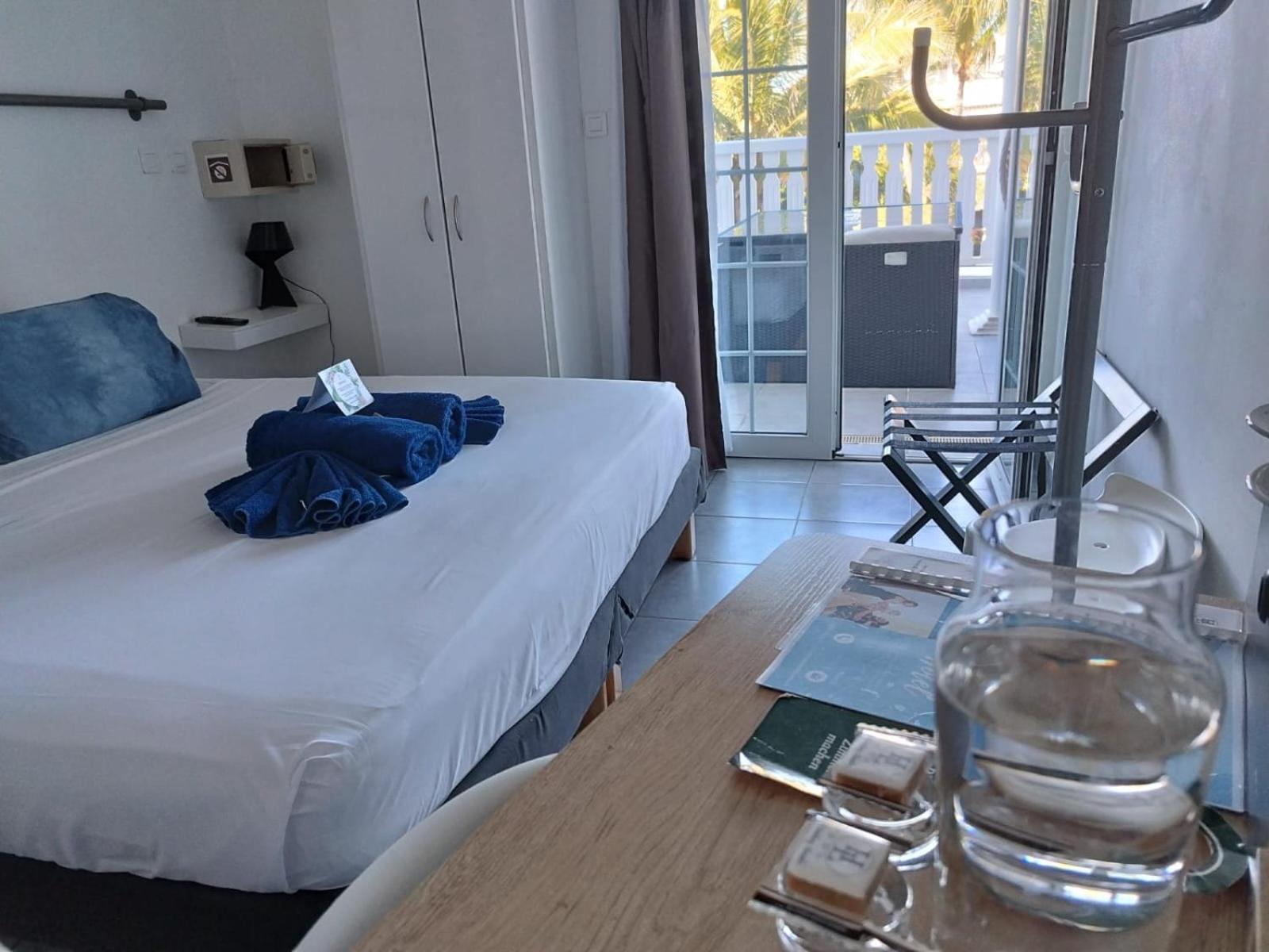 Lindsey Hôtel Saint Pierre Ngoại thất bức ảnh